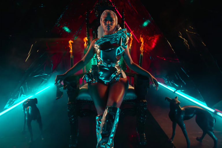 nicki minaj hard white