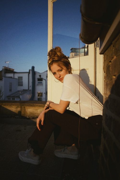RADAR: Elena Flury Shares Her New Soulful Single “The Rose” - HWING