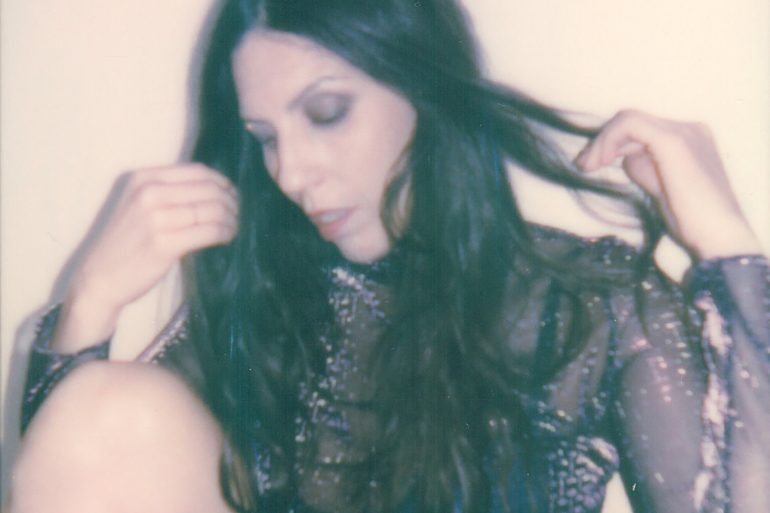 luna ‘Come Over Tonight’