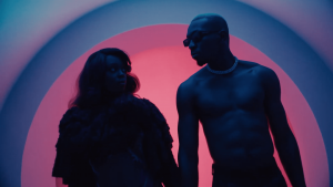 Noir Down for it video