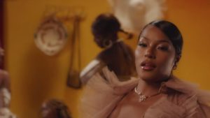 Stefflon Don “Can’t Let You Go”