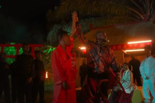 Davido - The Best (Official Video) ft. Mayorkun 2-48 screenshot