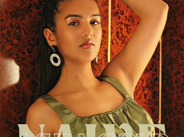 Asha Gold Naive