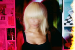 Fousheé sing about love