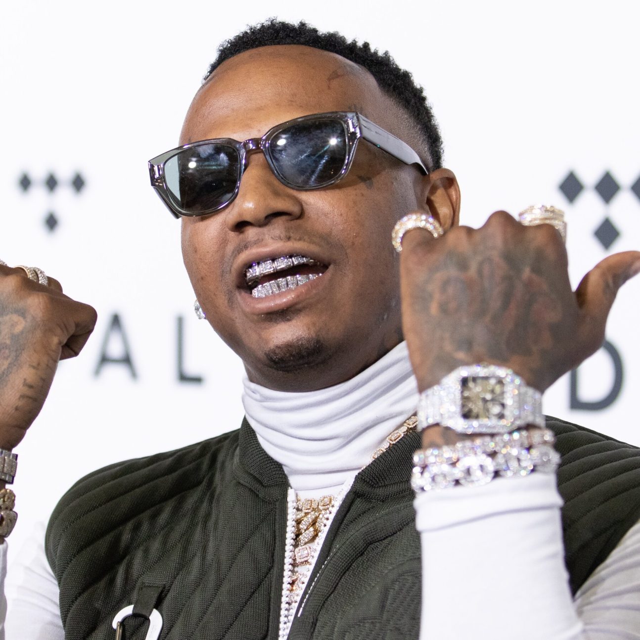 Moneybagg Yo Shares New Song ‘Rookie of The Year’ Listen HWING