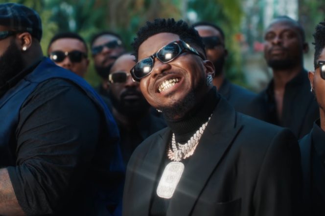 Skiibii - Baddest Boy (Remix)(Official Video) ft. Davido