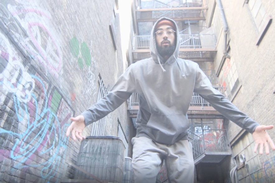 Eli-Graffiti-Walk-e50c33ccb228c9db6d48fc0926bba083