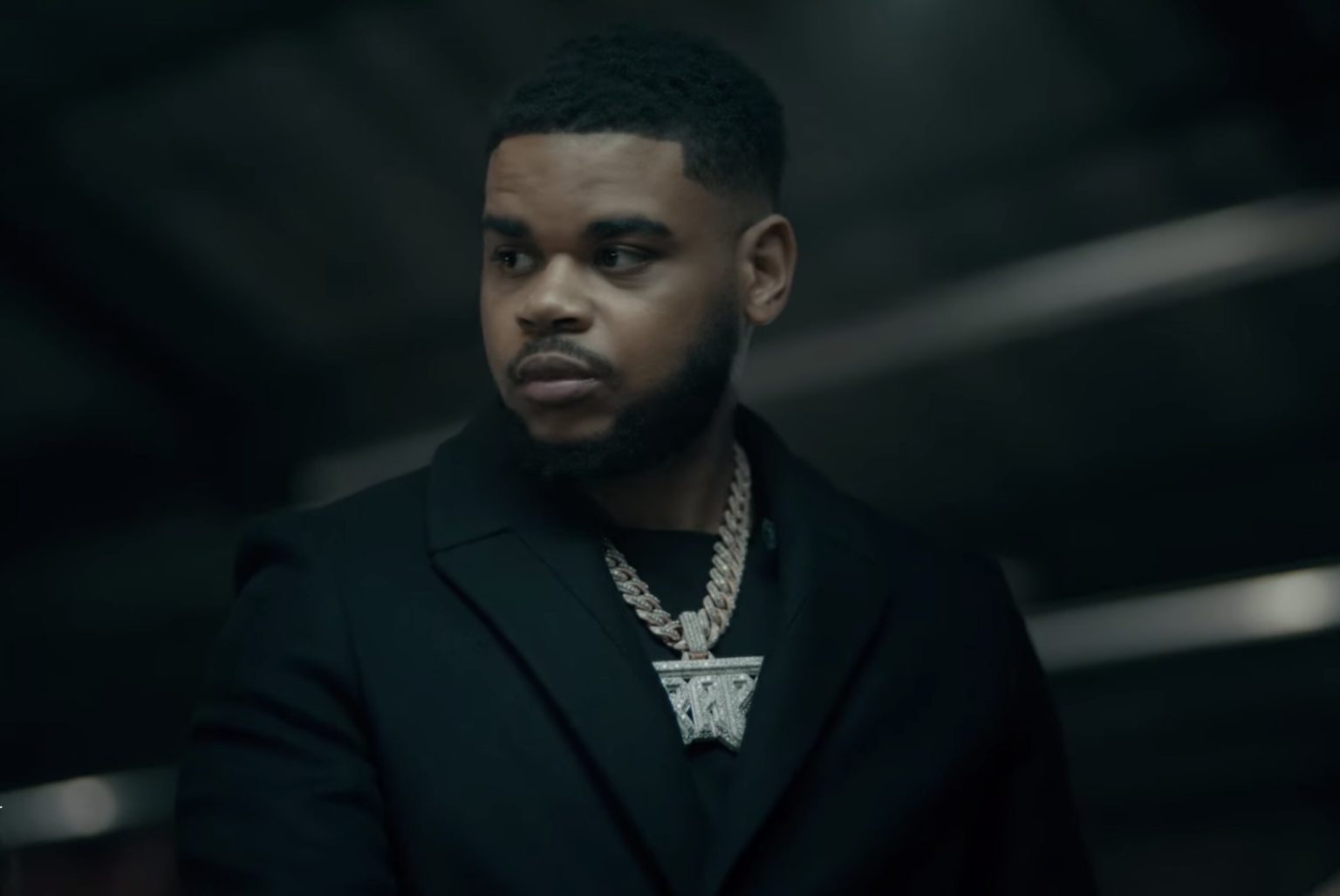 travis scott low 2021