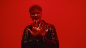 Alo Thadeus - Red Roses (Official Video) 0-45 screenshot