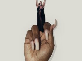 Lizzo Reclaims Power On Bold New Album ‘Bitch’
