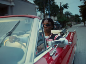 Blaqbonez Switches Things Up With New Singles "Big Performer" & "FYP"